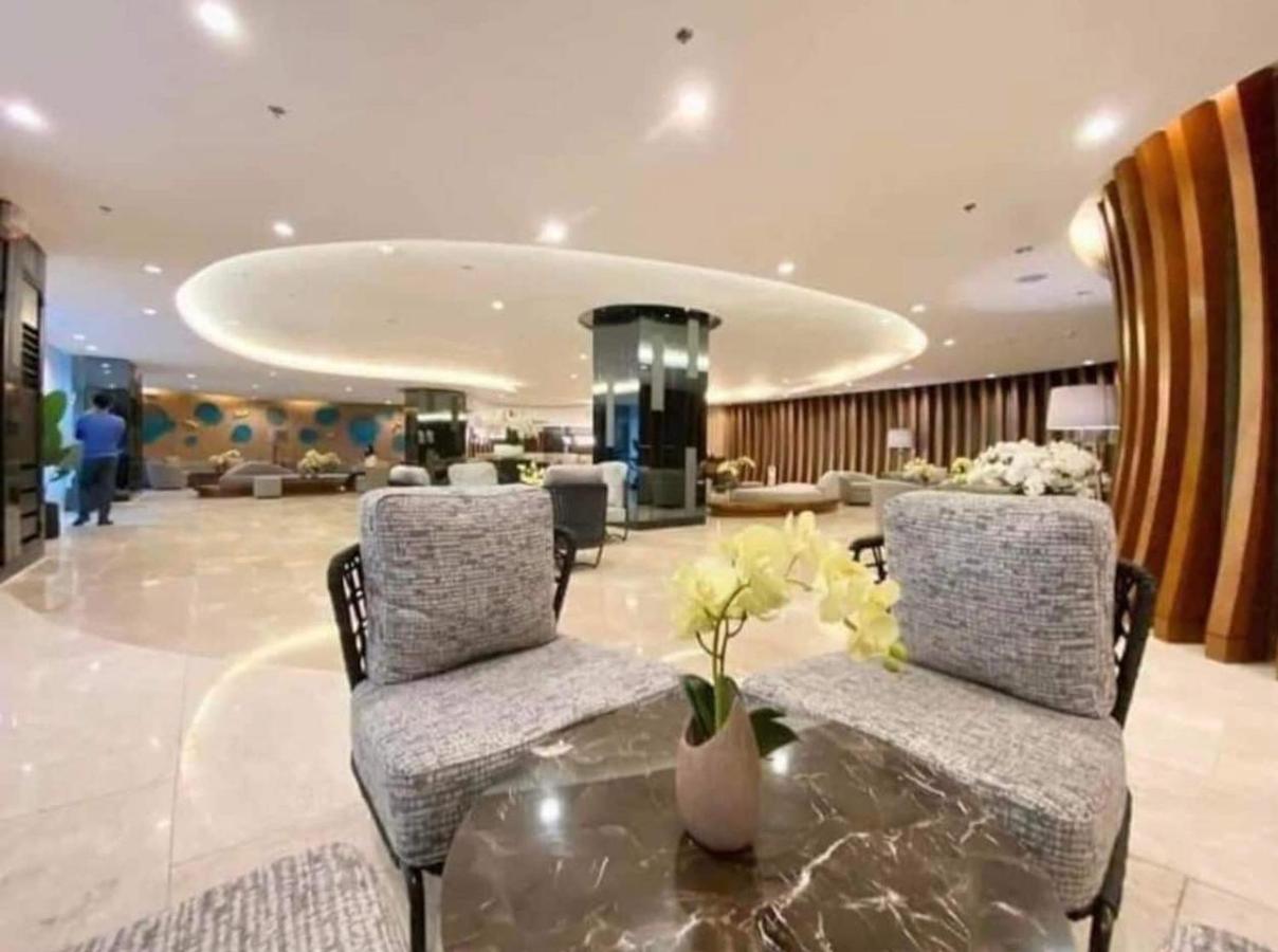 Deluxe Suites Razelles 2 At Shore 2 Residences Tower 1 ปาไซ ภายนอก รูปภาพ